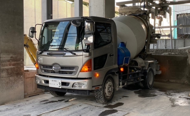 ミキサー車運搬