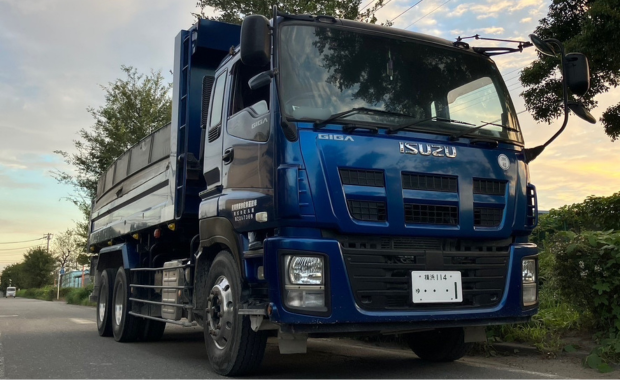 大型トラック運搬